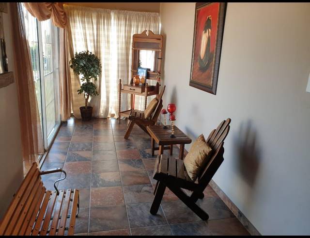 3 BEDROOM HOUSE SOLD IN SINOVILLE